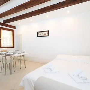 Bricola Biennale Apartment Venice
